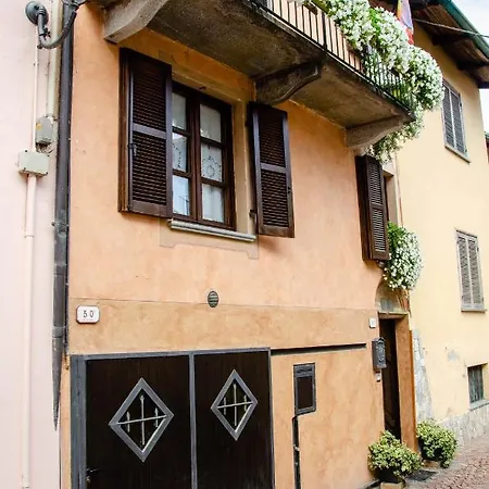 House Antica Dimora Soggiorni In Langa Centro Storico Prázdninový dům La Morra