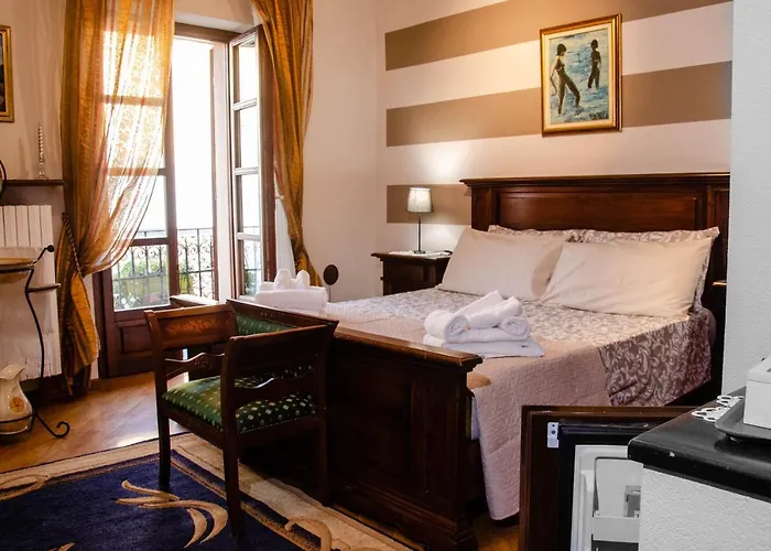 House Antica Dimora Soggiorni In Langa Centro Storico Holiday home *