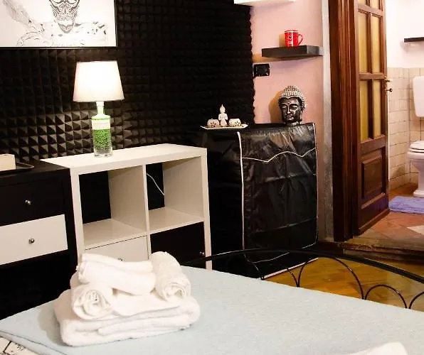 House Antica Dimora Soggiorni In Langa Centro Storico