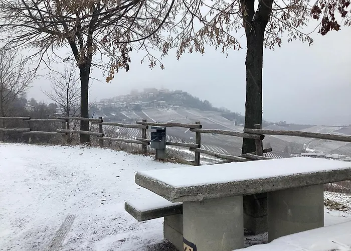 House Antica Dimora Soggiorni In Langa Centro Storico Holiday home