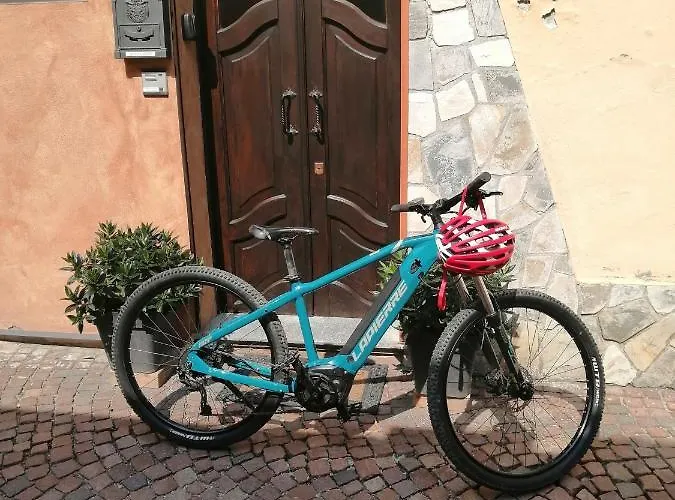 House Antica Dimora Soggiorni In Langa Centro Storico