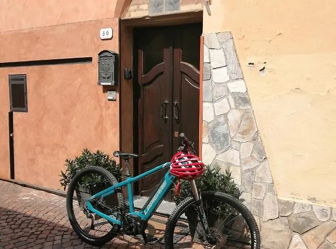 Holiday home House Antica Dimora Soggiorni In Langa Centro Storico *