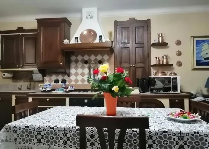 House Antica Dimora Soggiorni In Langa Centro Storico Holiday home